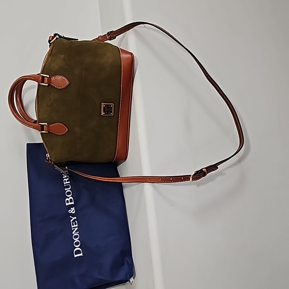 DOONEY BOURKE Crossbody - Picture 2 of 3